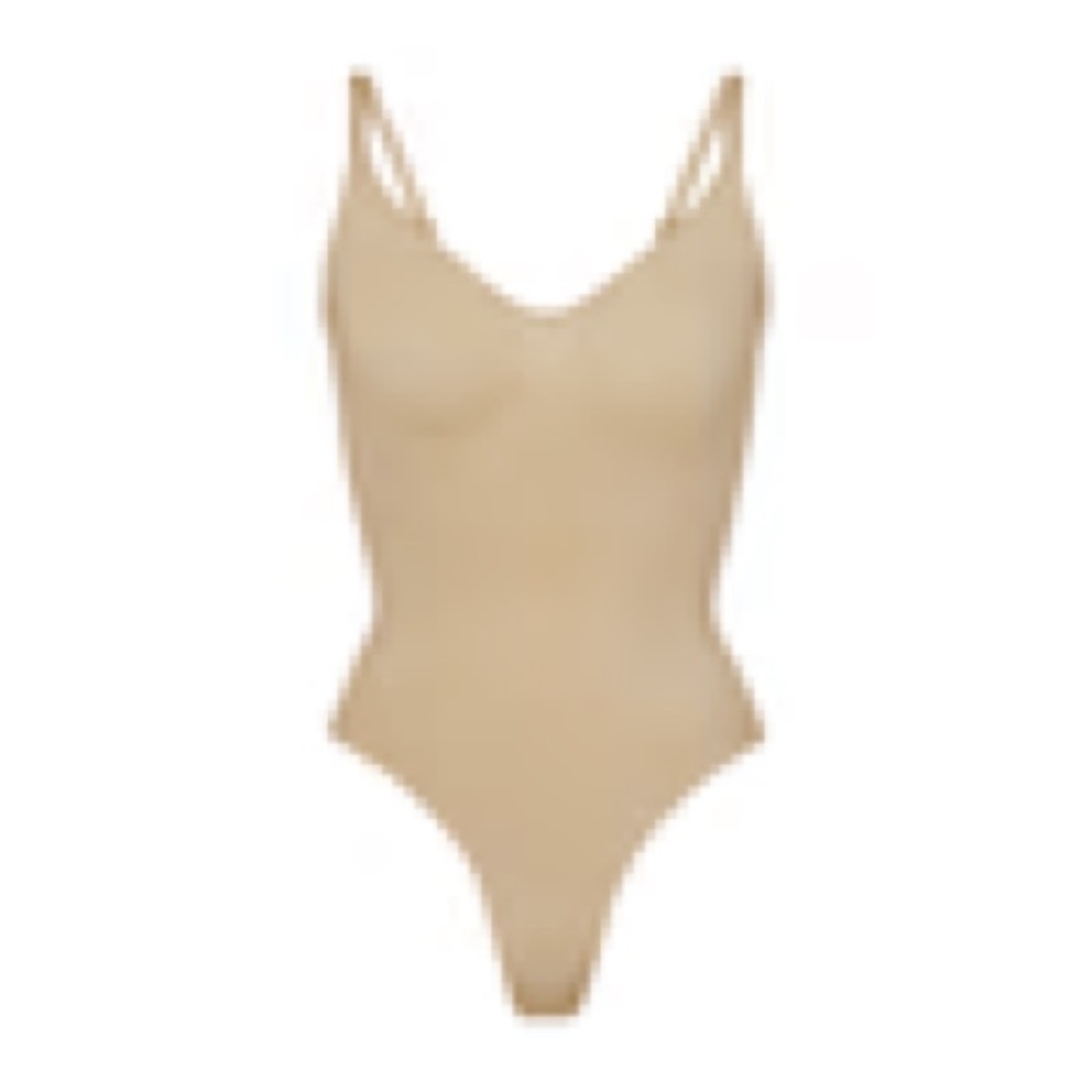 Skims thong body suit
